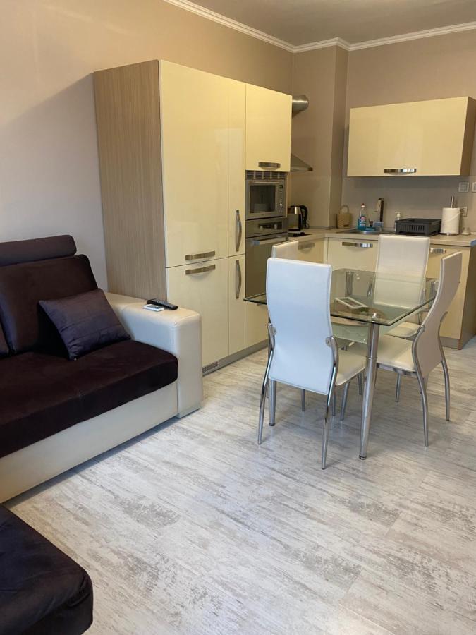 רוסה Iva Luxury Apartament מראה חיצוני תמונה